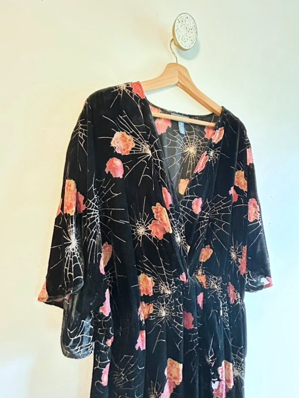 Modcloth Dramatic Depths Velvet Wrap Dress, Black Spiderwebs and Roses, 2X